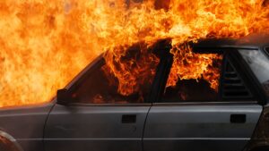Read more about the article Kebakaran Mobil: Bahaya! Pahami Penyebabnya