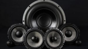Read more about the article Sound System Mobil Terbaik untuk Pengalaman Audio Maksimal