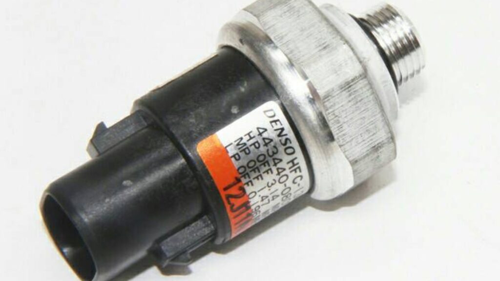 Pressure Switch AC Mobil