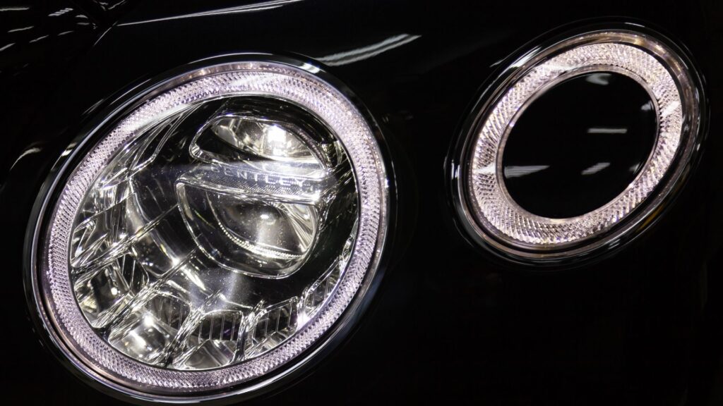 Fungsi Headlamp Mobil